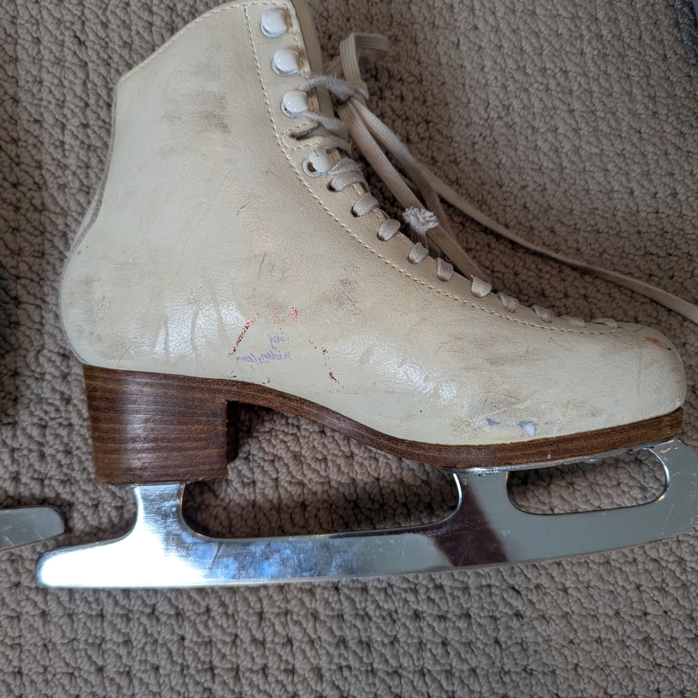 Risport Ice Skates Size 255 (7.5) - Picture 9 of 11
